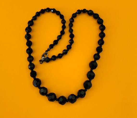 Short Black Faceted Graduated Bead Necklace - image 1