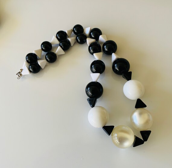 Fabulous Large Lucite Moonglow and Black and Whit… - image 6