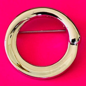 Monet Elegant Vintage Silver Geometric Decorative Brooch/Pin