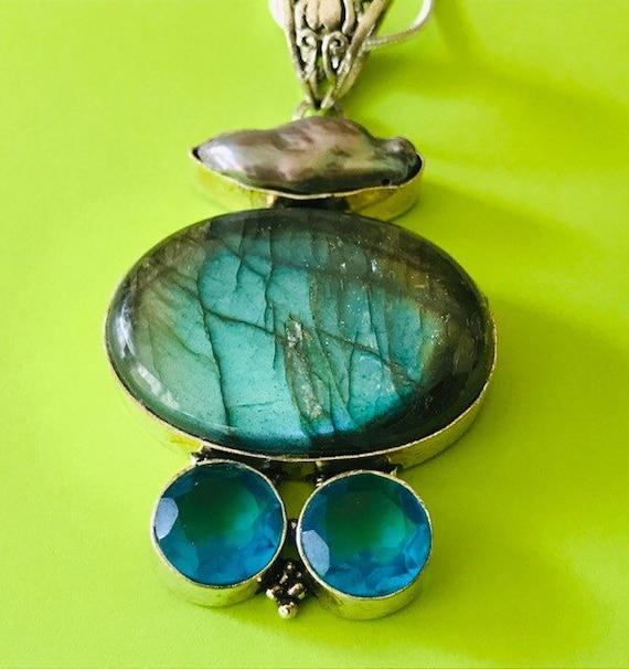 Large Silvertone and Semiprecious Labradorite Nat… - image 1