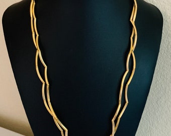 Two Layer Shiny Gold Curved Bar Link And Glitter Necklace