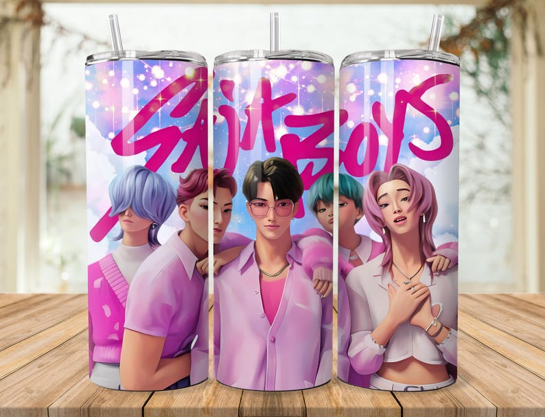 Puede incluir: Juego de tres vasos de acero inoxidable con ilustraciones de personajes de estilo anime. Los vasos presentan un fondo rosa y morado con el texto "Six Boys" en rosa vibrante. Cada vaso tiene una pajita.