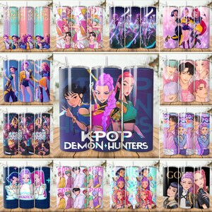 Puede incluir: Una colecci&oacute;n de vasos de acero inoxidable con varios dise&ntilde;os tem&aacute;ticos de K-Pop. Los vasos presentan ilustraciones coloridas de personajes de estilo anime, texto y gr&aacute;ficos. Los dise&ntilde;os incluyen im&aacute;genes de estrellas de K-Pop y el texto "KPOP DEMON HUNTERS".