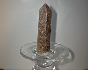 Torre de cristal de cuarzo fresa / Obelisco pulido rojo y blanco / Piedra del amor y la compasión