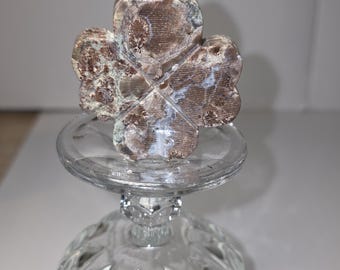 Jaspe oceánico con forma de trébol de cuatro hojas / Piedra de la suerte / Jaspe orbicular natural