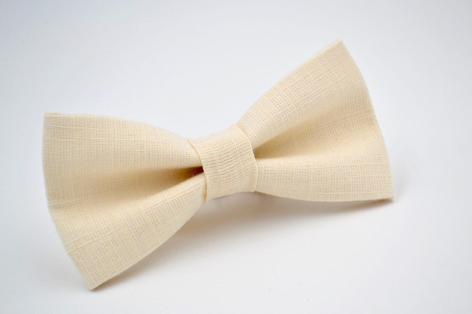 Bowtie in Ivory Linen Mens Offwhite Bow Tie Cream Bow Tie Etsy