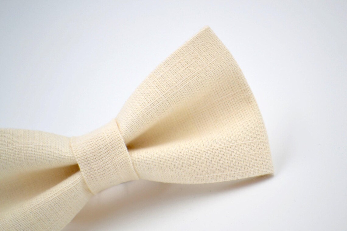 Bowtie in Ivory Linen Mens Offwhite Bow Tie Cream Bow Tie Etsy