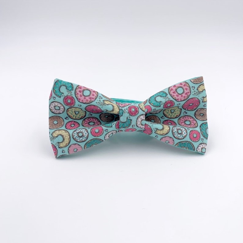 Donut Bow Tie in Blue - Etsy
