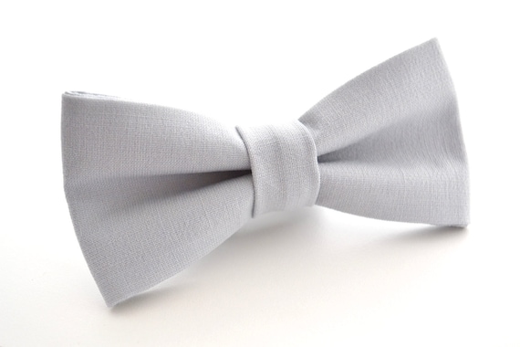 Mens Bowtie in a Very Light Blue-Gray Suiting Dusty Blue / | Etsy