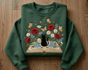 Felpa con gatto nero ricamato, maglione con gatto floreale in stile cottagecore, regalo per amanti dei libri, maglietta con estetica da giardino di fiori selvatici, regali accoglienti per lettori