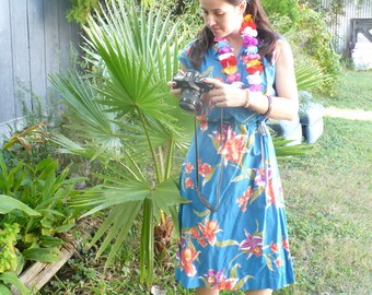 Vintage 60s 70s Hawaii Hi Lo Hattie Dress Tropical Print Deadstock  M KitKatCabaret