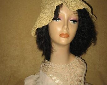 Vintage 70s Floppy Hat Raffia Crochet