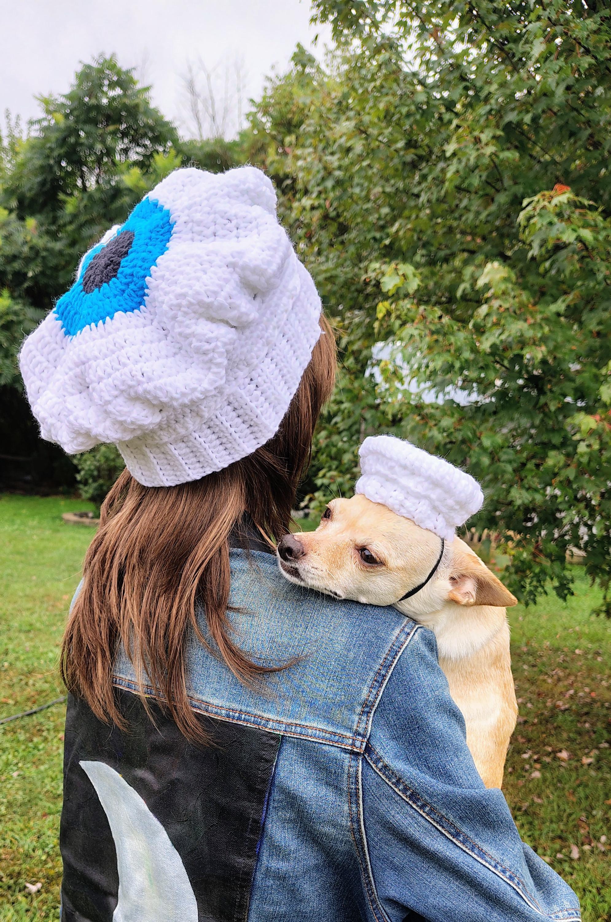 Evil Eye Crochet Hat for You and Your Familiar - Thumbnail 3
