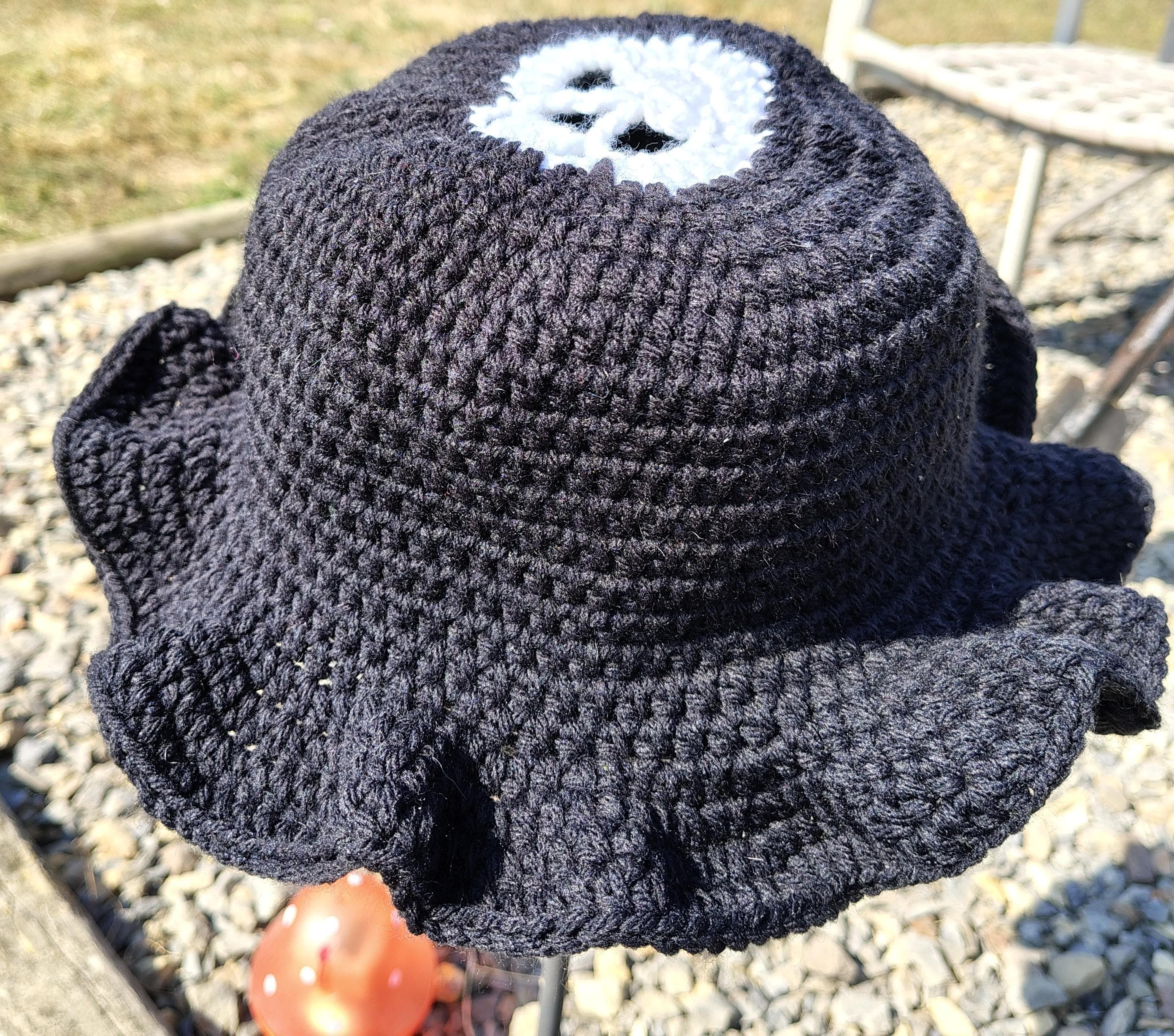 Skull Crossbody Bag with Matching Hat - Thumbnail 3