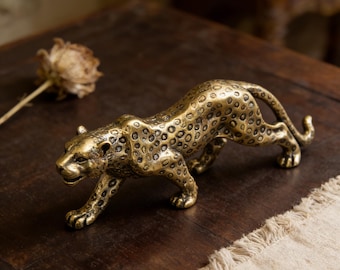 Brass Solid Leopard Figurine | Mini Vintage Cheetah Statue | Symbol of Strength & Prosperity | Desk Decor Gift for Business Or Graduation