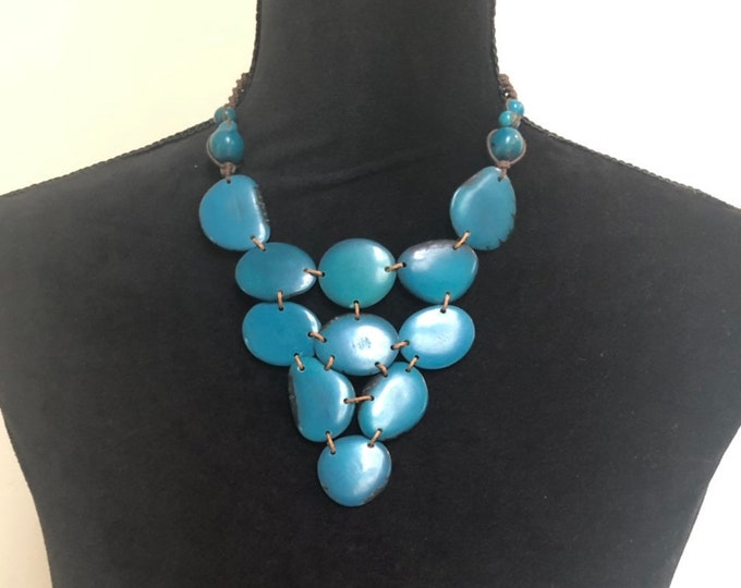 Bib Tagua Slices Necklace/ Tagua Jewelry / Tagua Statement Necklace, Statement Necklace, Boho Necklace, Macrame Jewelry