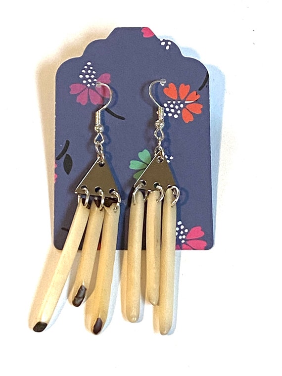 Tagua Nut Stick Earrings (Natural Color)