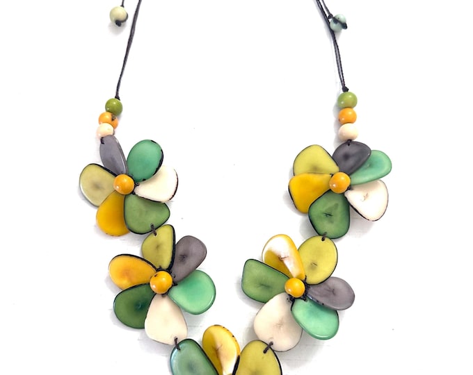 Tagua Flower Adjustable Necklace| Boho Jewelry| Tagua Jewelry | Flowers Necklace| Boho chic