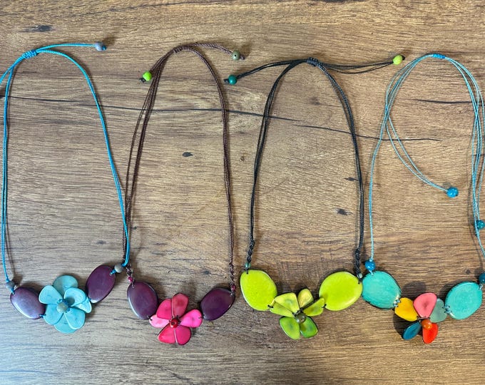 Adjustable Tagua Nut Flower Pendant Necklace, Eco Fashion, Eco Friendly, Boho Jewelry
