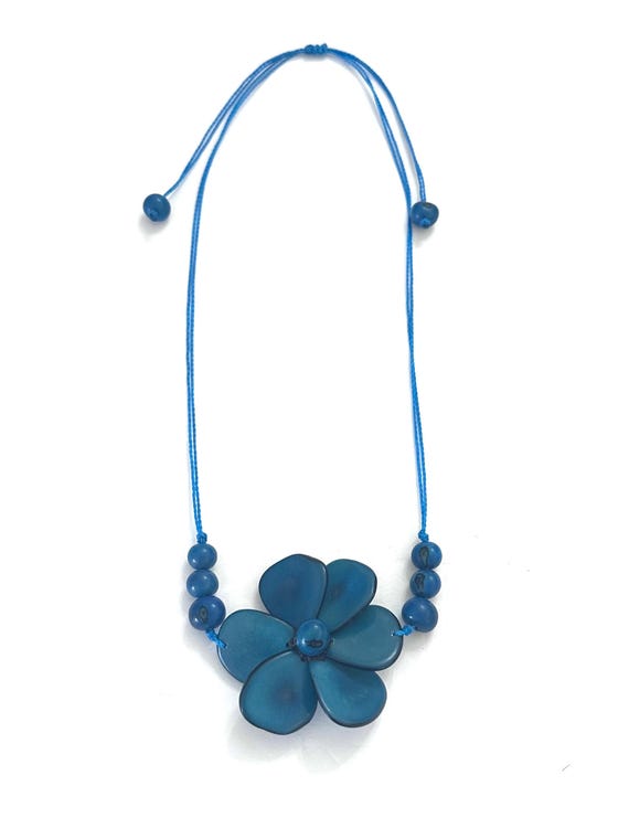 Adjustable Tagua Nut Flower Pendant Necklace, Eco Fashion, Eco Friendly, Boho Jewelry