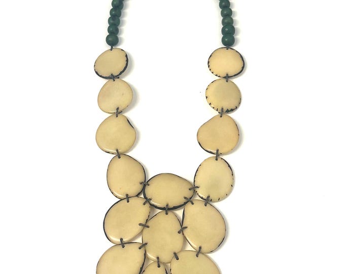 Bib Tagua Slices Necklace/ Tagua Jewelry / Tagua Statement Necklace, Statement Necklace, Boho Necklace, Macrame Jewelry