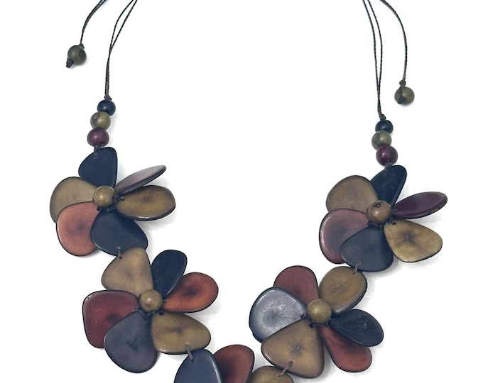 Tagua Flower Adjustable Necklace| Boho Jewelry| Tagua Jewelry | Flowers Necklace| Boho chic