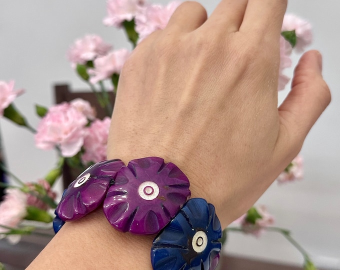 Tagua Nut Flower Design Bracelet - Eco-friendly Jewelry -  Boho - Bohemian