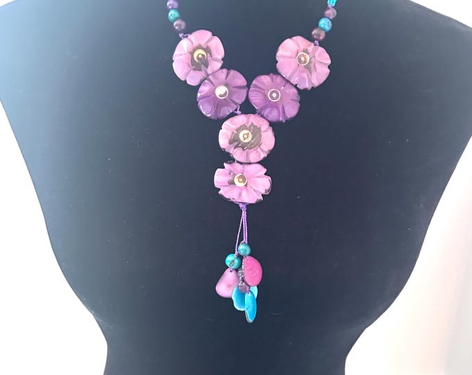 Flower Tagua Nut Pendant Necklace | Spring/ Summer Collection