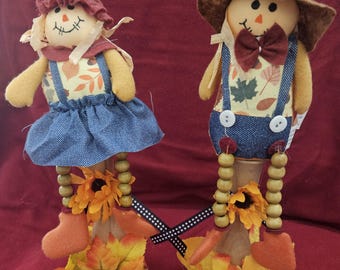Fall Decoration - Scarecrow -  Centerpiece - Dark Hats