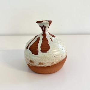 Small Handmade Bud Vase | Vintage Pottery | Signed Ceramic Vase | 4” Single Stem Vase |Rustic Neutral Home Decor