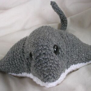 Sally the Stingray - Amigurumi Crochet PATTERN ONLY (PDF)