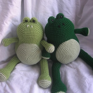 Ferdinand the Frog - Amigurumi Crochet Plush PATTERN ONLY (PDF)