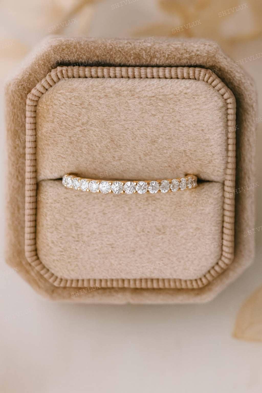 14k Solid Gold Full Eternity Band Round Cut Moissanite Wedding Ring ...