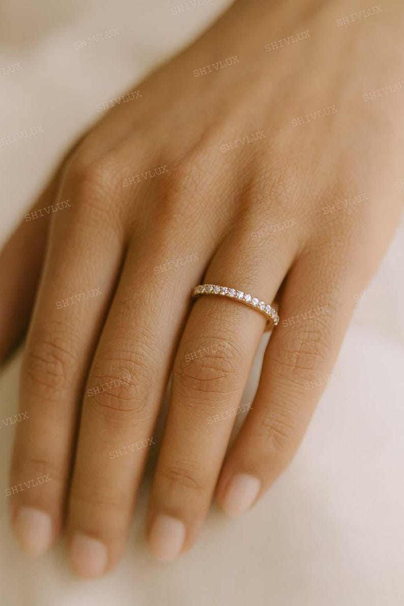 14k Solid Gold Full Eternity Band Round Cut Moissanite Wedding Ring ...