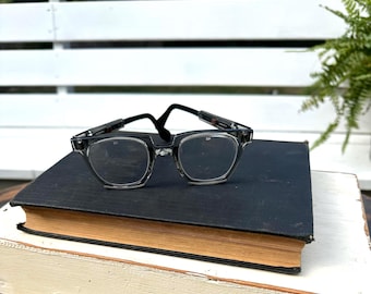 TSY ORIGINAL SAFTY GLASSES // GREEN TSY ORIGINAL SAFTY GLASSES TSY ORIGINAL SAFTY GLASSES // GREEN TSY ORIGINAL SAFTY GLASSES