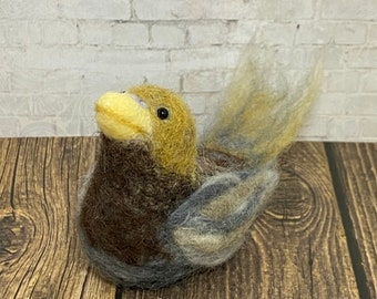 Needle Felted, Miniature Bird, Felt Spring Bird, Home Decor, Realistic Felted Decor, Bird Lovers, Bird Sculpture, Felt bird, Bird Gift