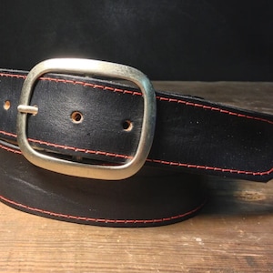 Black Solid Veg Tan Leather Snap Belt with Red Stitching