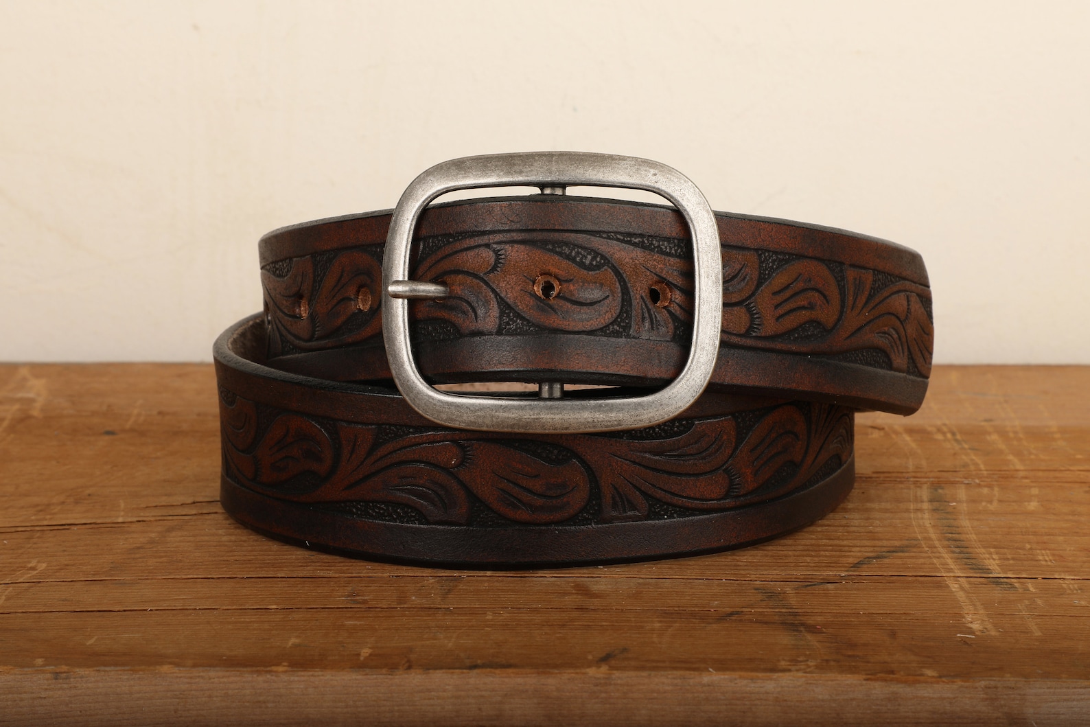 Vintage Embossed Genuine Leather Belt (M)