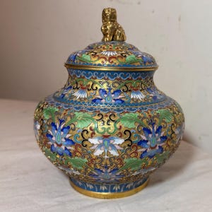 quality antique handmade Chinese foo dog enamel champleve cloisonné ginger jar