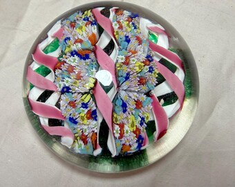 Vintage hand blown ITALIAN Murano art studio glass millefiori paperweight ribbon