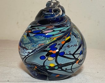 hand blown Rollin Karg studio aurene iridescent swirled art glass paperweight