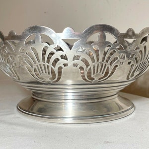 工芸品 MAPPIN & WEBB MAPPIN PLATE Pedestal Bowl A Pair of Vintage Mappin and Webb Silver Plate Pierced Bon