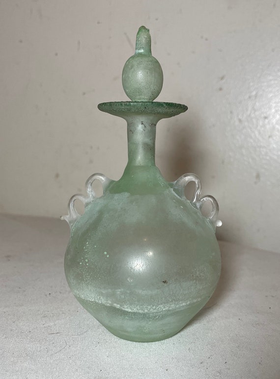 antique hand blown Italian lidded frosted glass pe