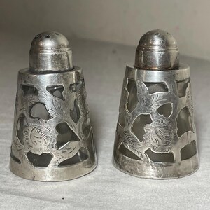 Pair Vintage Mexican Openwork 925 LHM Sterling Silver Glass Salt & Pepper Shaker