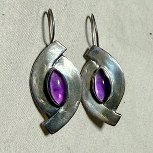 Vintage handmade Artisan Art Deco sterling silver amethyst dangling earrings