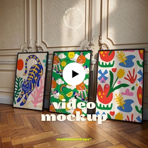 Puede incluir: Tres impresiones artísticas enmarcadas con diseños abstractos coloridos. Una presenta un tigre azul, otra tiene figuras sobre arcoíris y la tercera muestra formas florales y geométricas. Los marcos son negros y las impresiones están contra una pared.