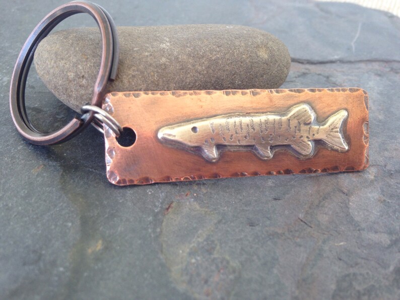 Muskie keychain, fishing gift, Personalized keychain image 3