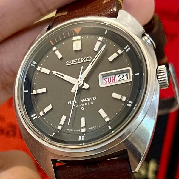 Vintage Seiko Bell-Matic 4006-6011, Black Linen Dial, 1970s Automatic Alarm Watch
