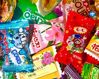 Caja de regalo con dulces asiáticos surtidos y sabor a Asia