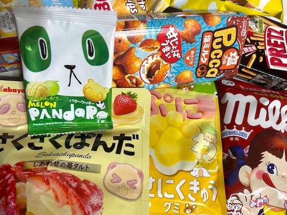 100pcs Asian snack box Deluxe